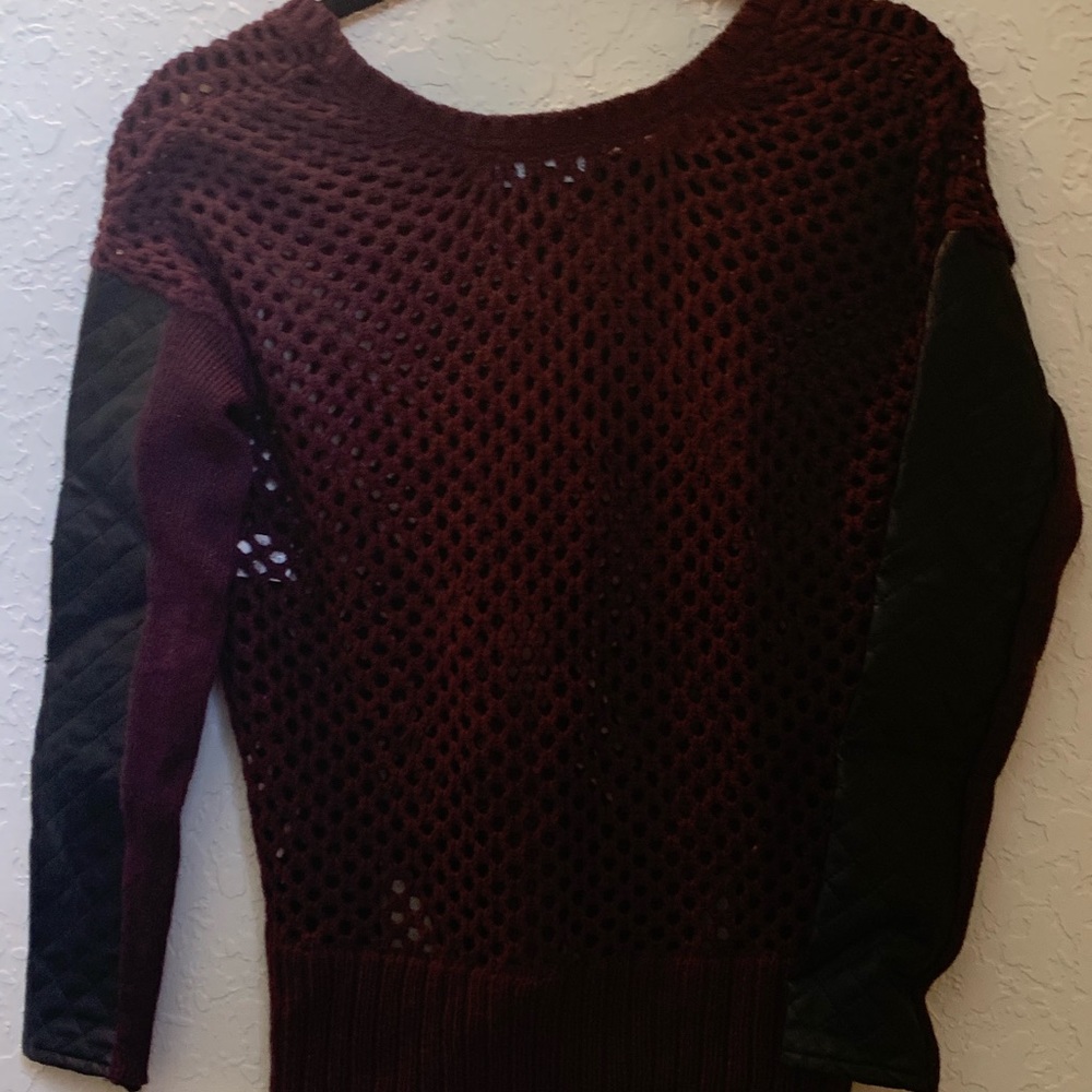 XS Open Weave Burgundy Sweater - Picture 2 of 2